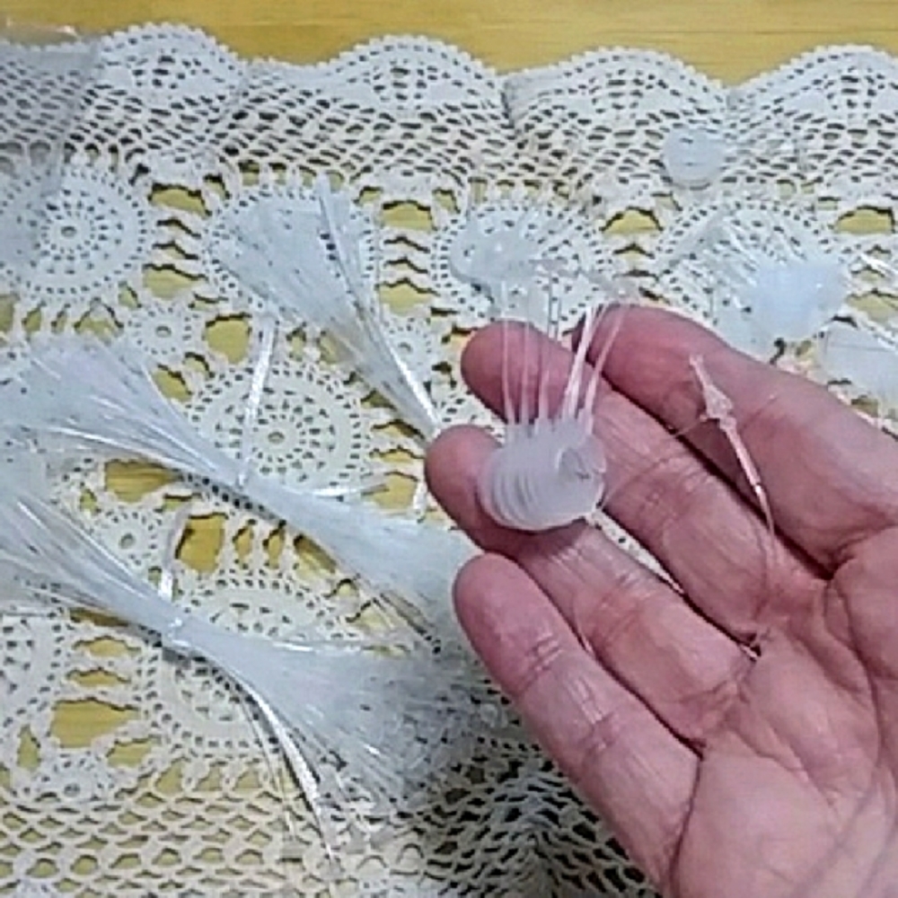 Retail Plastic Fasteners Hang Tags Clear Snap Lock Pins Security Loops